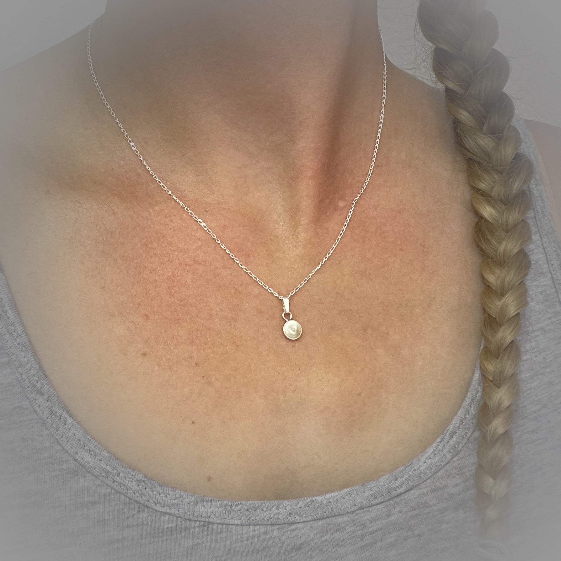 Halskette mit Pferdezahn