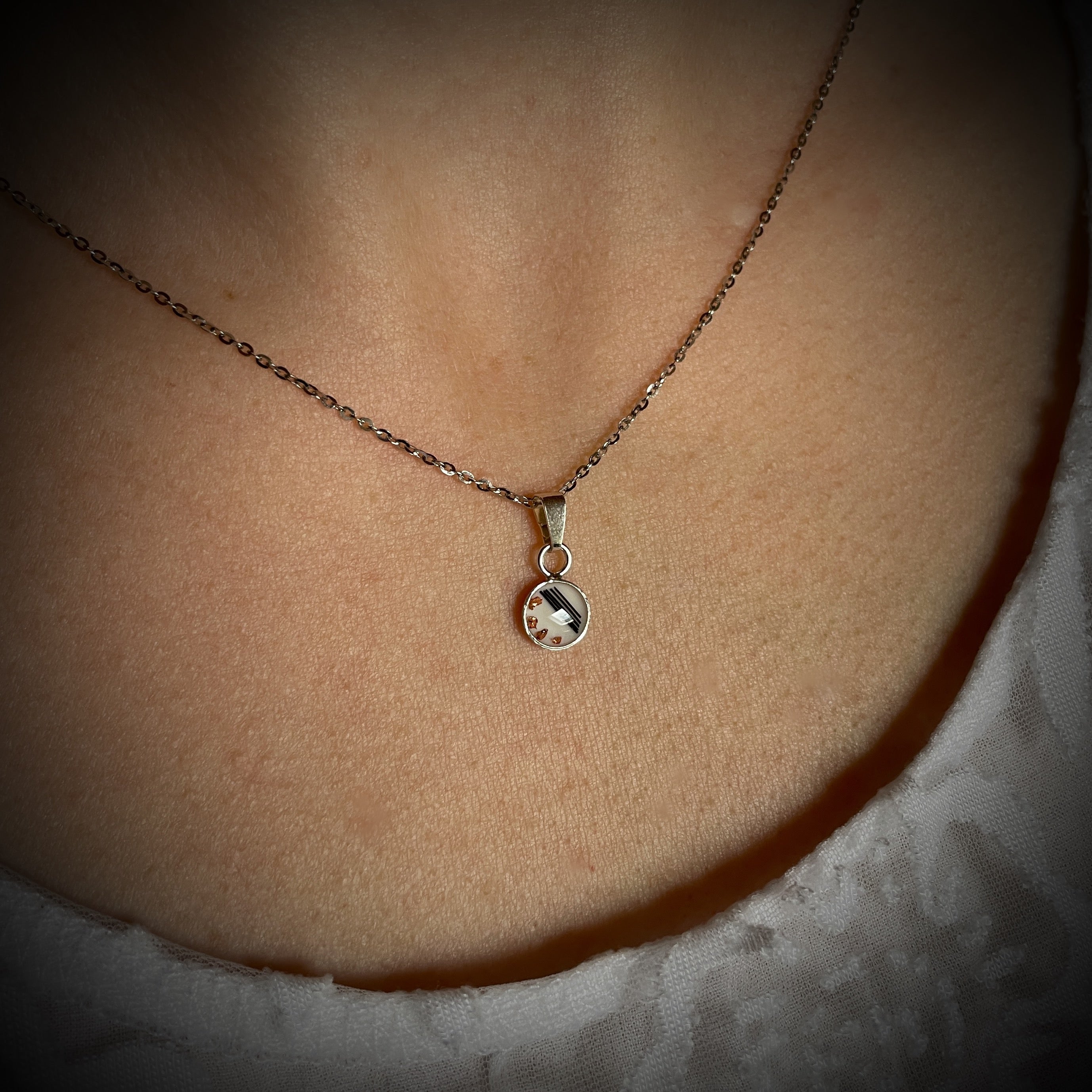 Halskette mit Pferdehaar